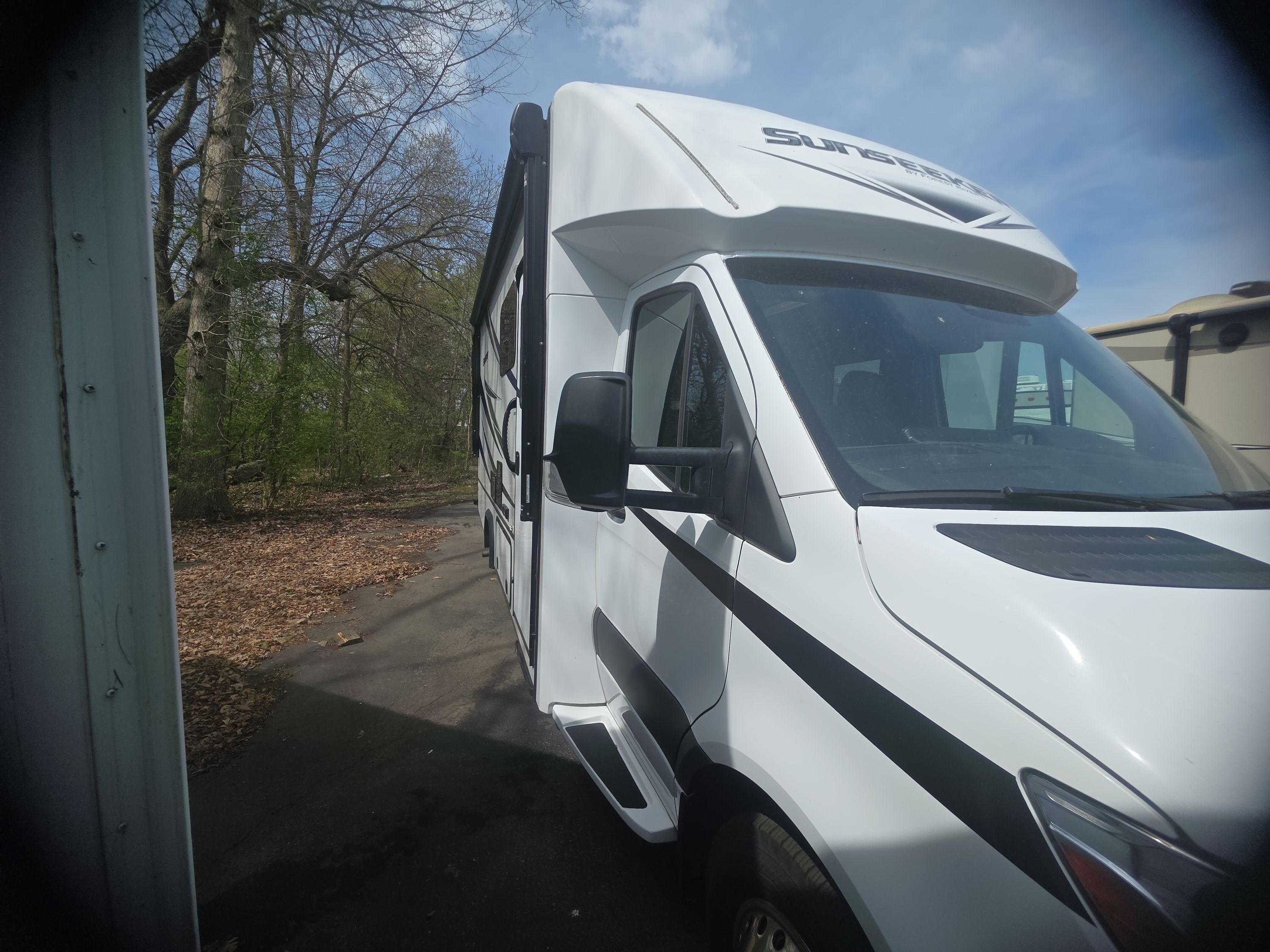 2021 Forest River SUNSEEKER MBS 2400B 2400MBS in chelsea MI