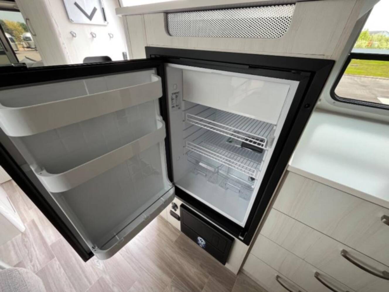 A photo of this 2024 Airstream BAMBI 20FB