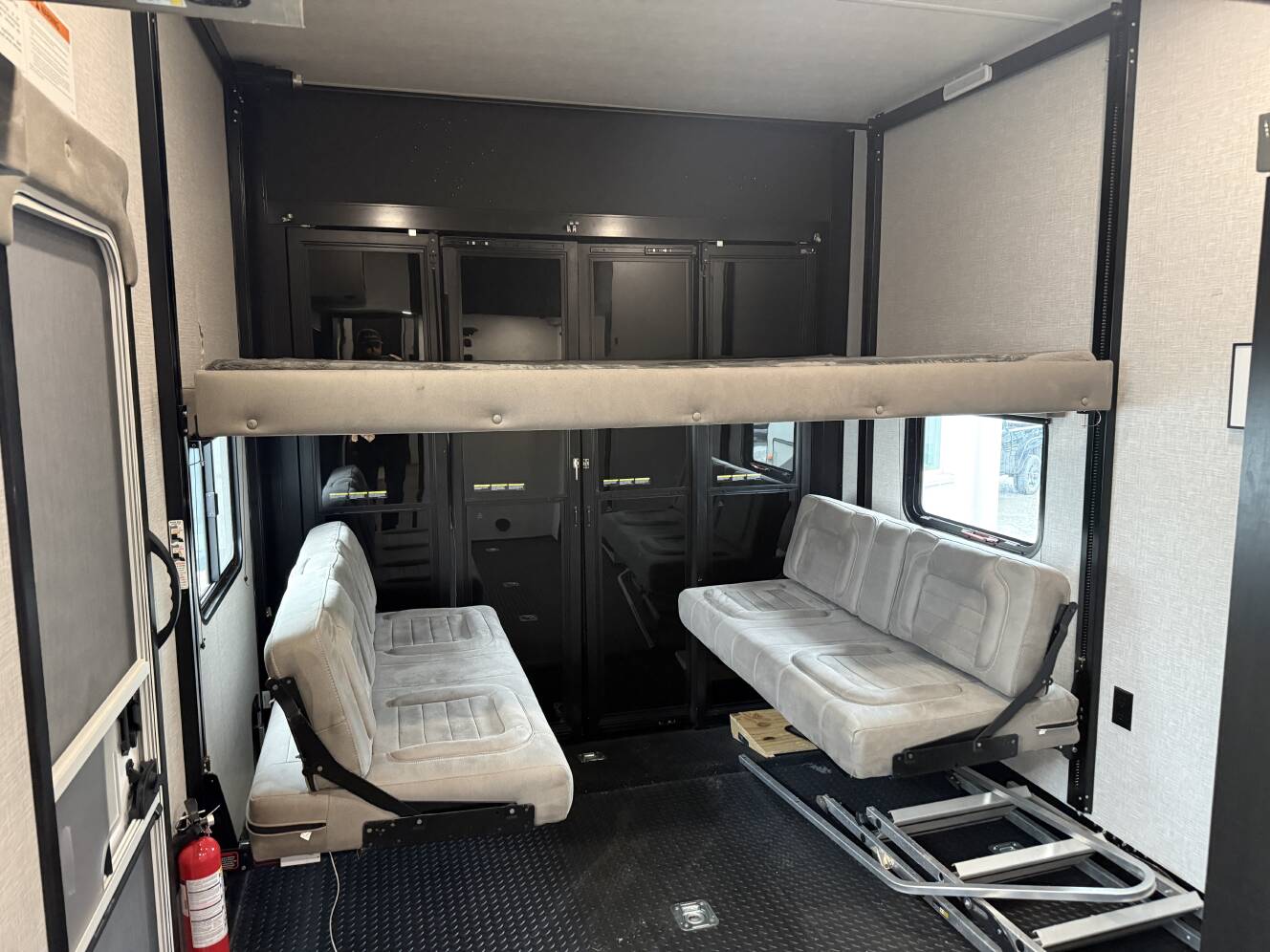 A photo of this 2025 Jayco SEISMIC 399