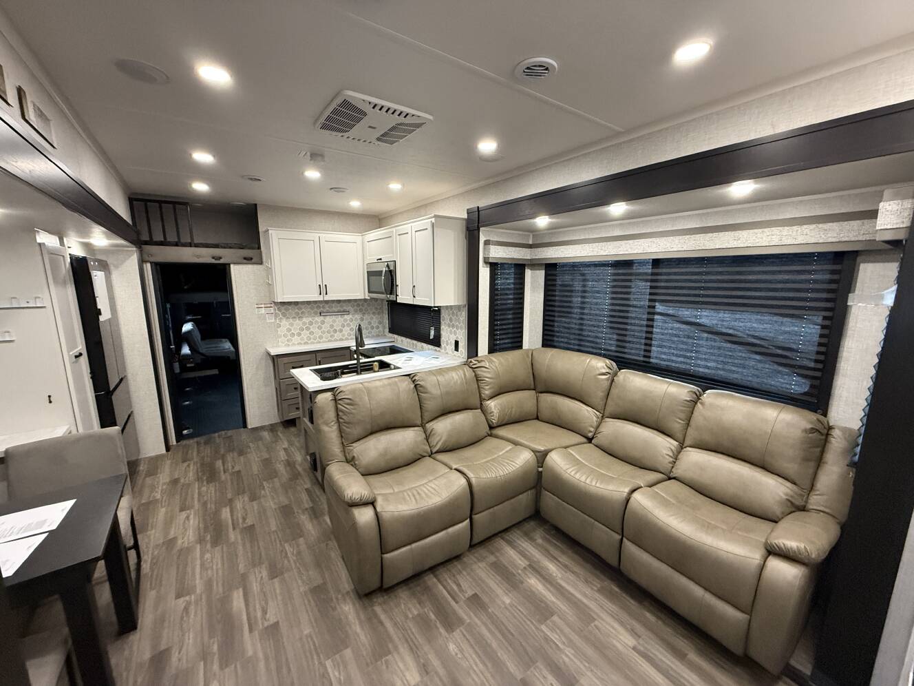 A photo of this 2025 Jayco SEISMIC 399