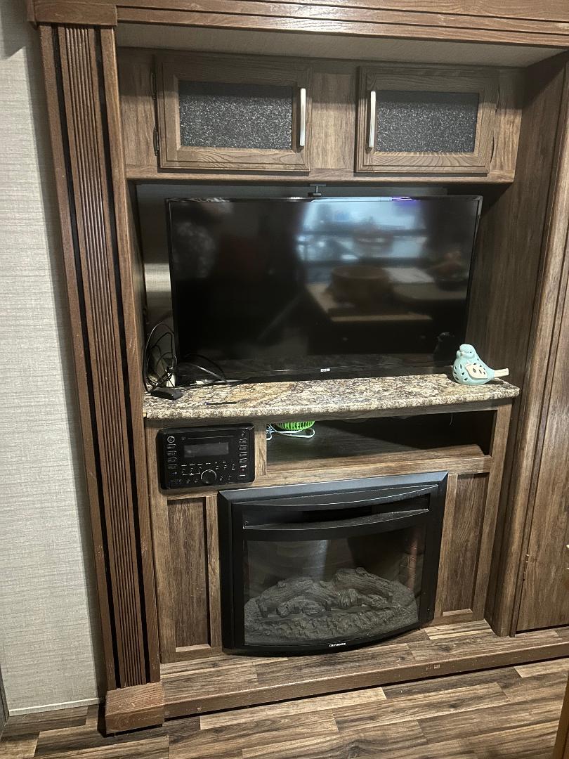 2015 Keystone COUGAR 336BHS in cheboygan MI