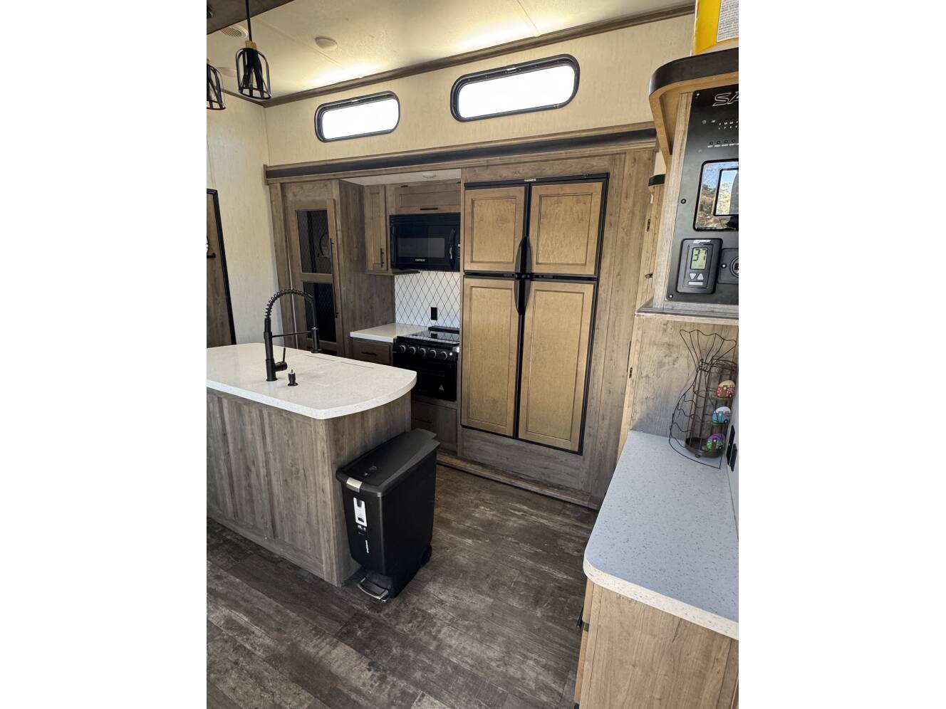 A photo of this 2022 Forest River SABRE 37FLH