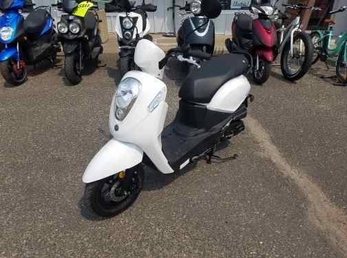 2025 SYM Mio 49cc Scooter in Forest Lake, MN