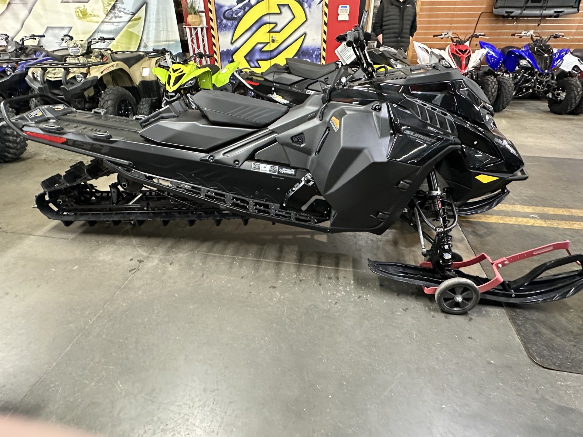 2026 Ski-Doo Summit Adrenaline w/ Edge Package 154 850 E-TEC SHOT P 850 E-TEC 154 3.0 in grimes IA