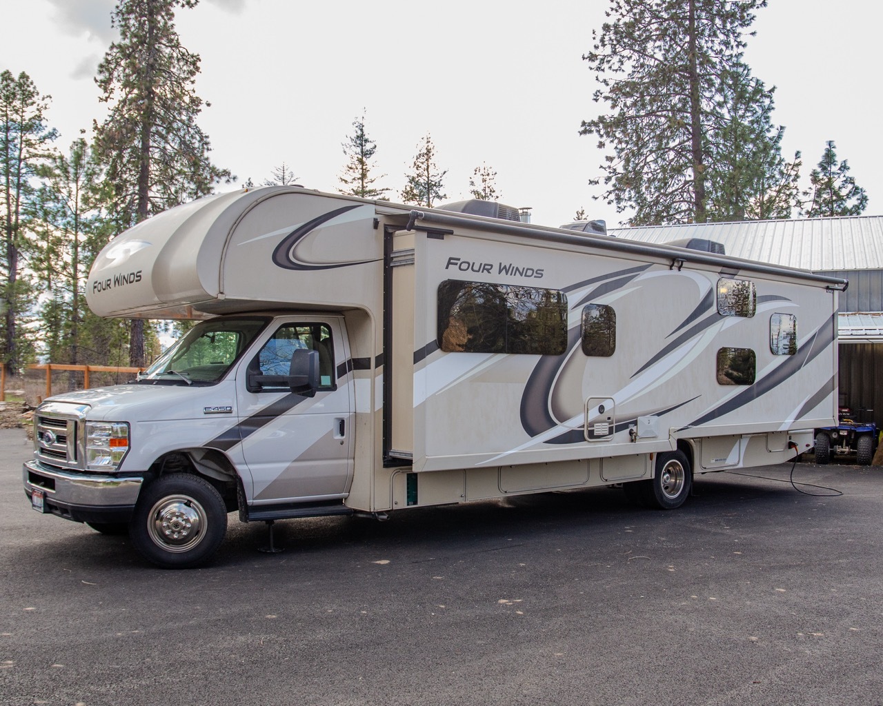 2021 Thor Motor Coach FOUR WINDS 31E RV
