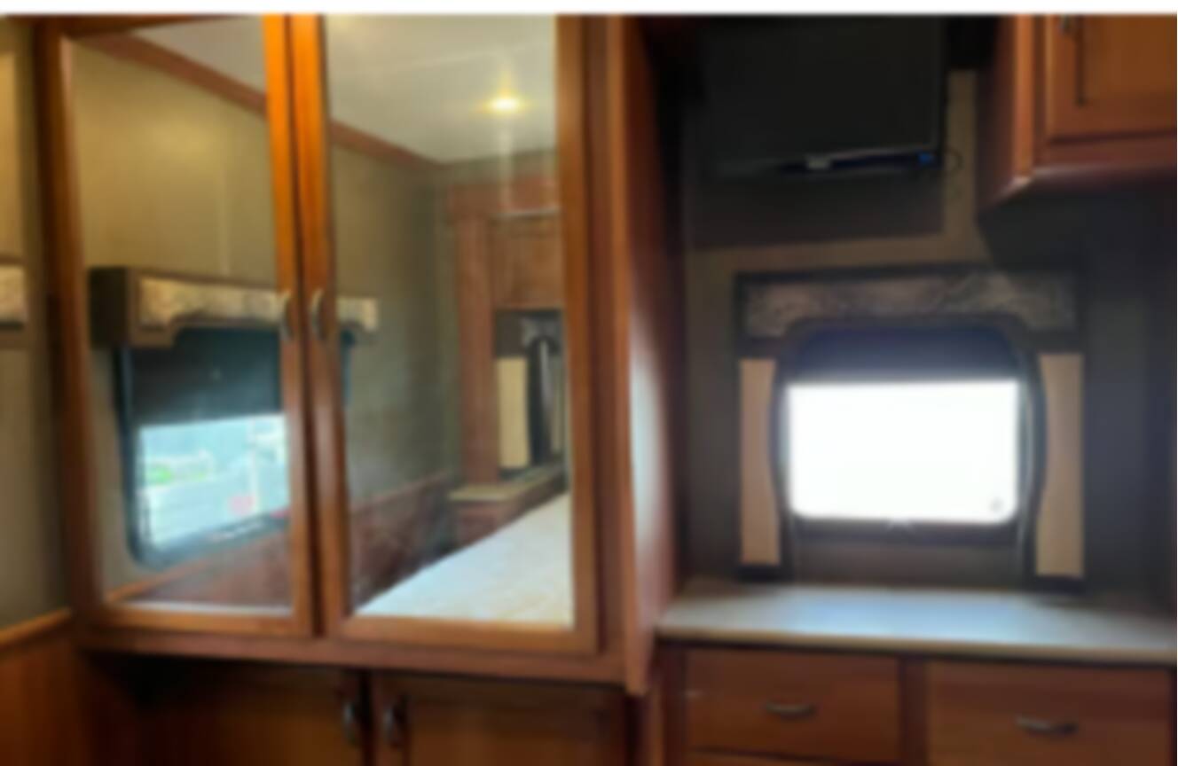 A photo of this 2016 Holiday Rambler ADMIRAL XE 31W
