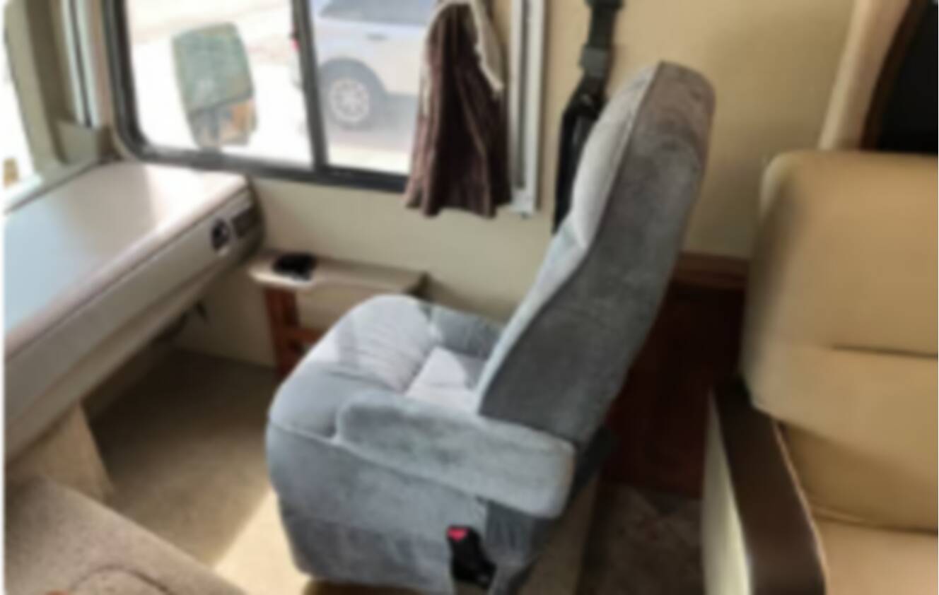 A photo of this 2016 Holiday Rambler ADMIRAL XE 31W