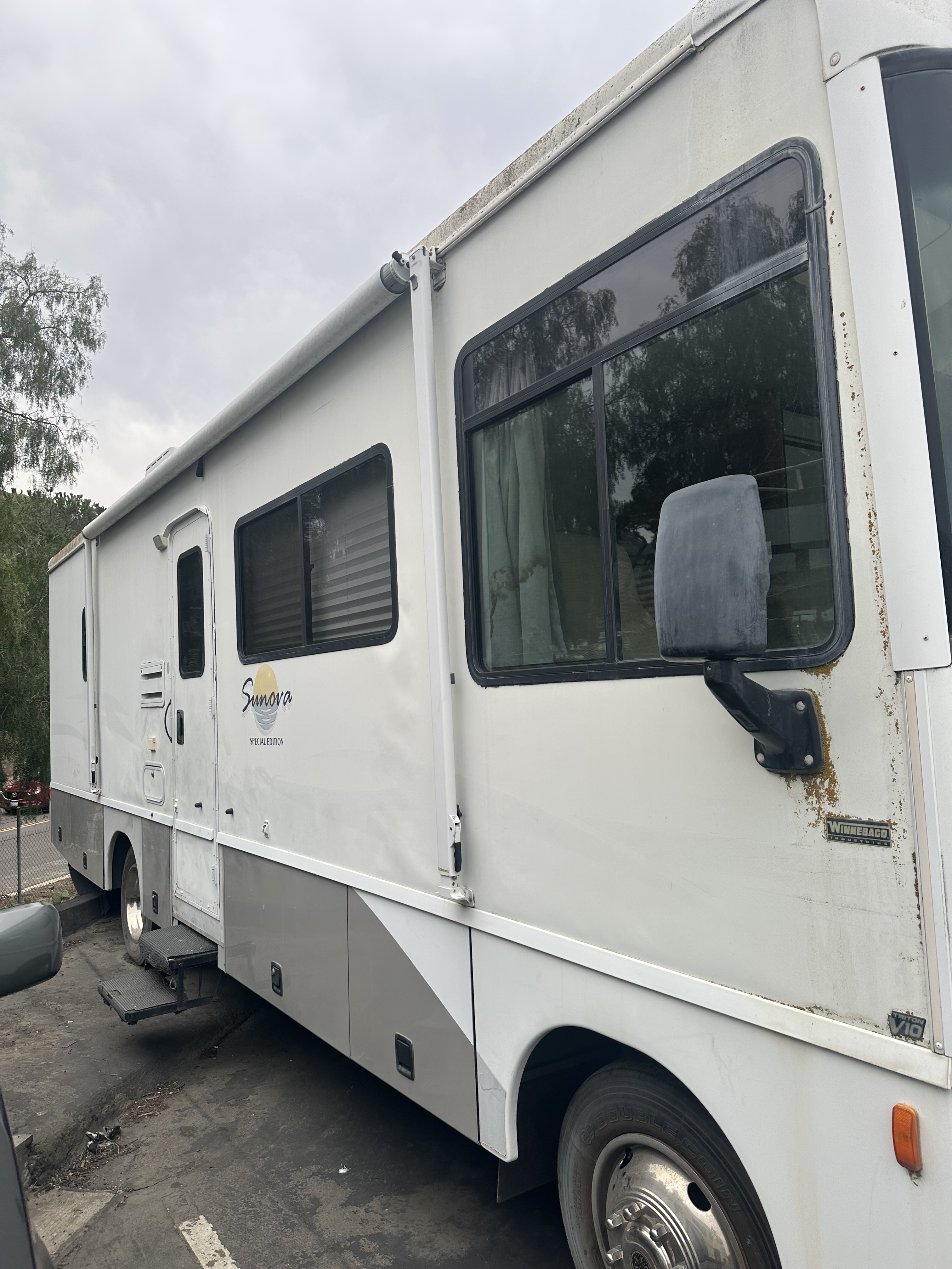2005 Winnebago ITASCA 24J RV