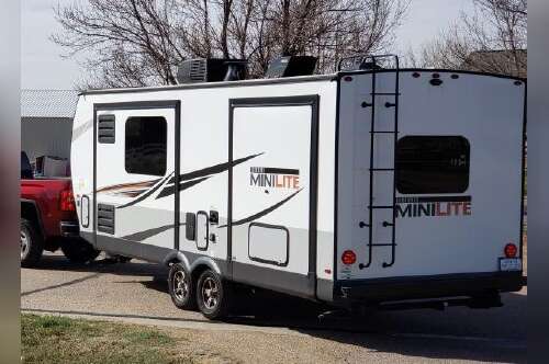 2022 Forest River ROCKWOOD MINI LITE 2516S in milliken CO