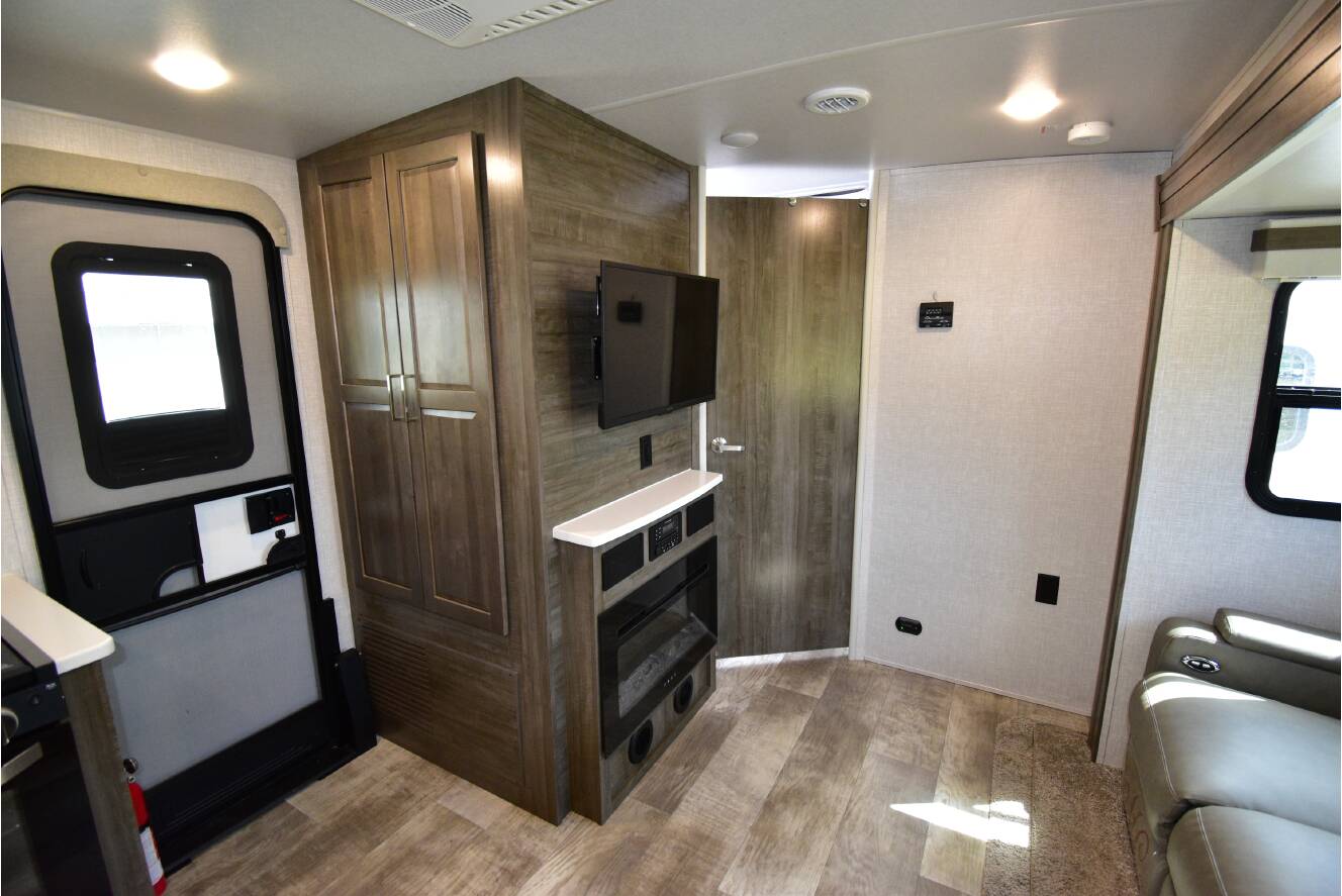 A photo of this 2022 Forest River ROCKWOOD MINI LITE 2516S