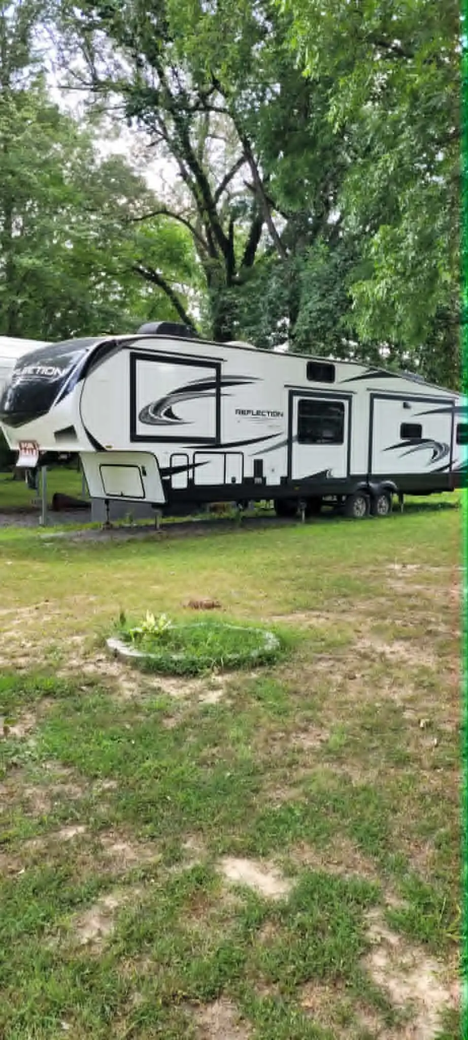 2022 Grand Design REFLECTION 367BHS RV