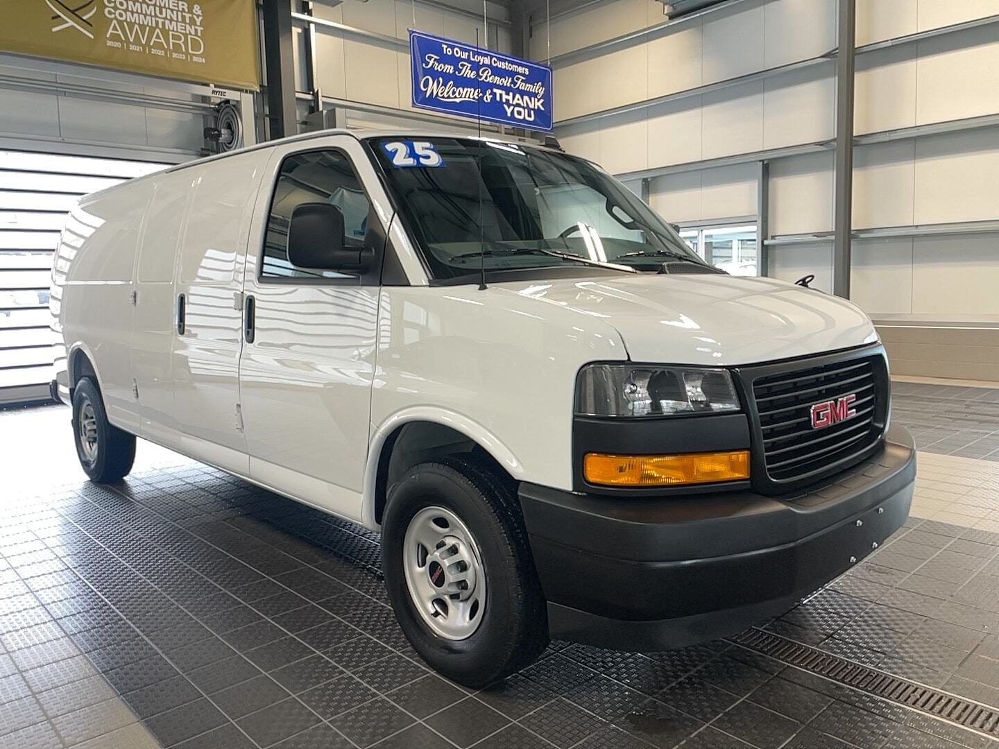 2025 GMC SAVANA in North Smithfield, RI