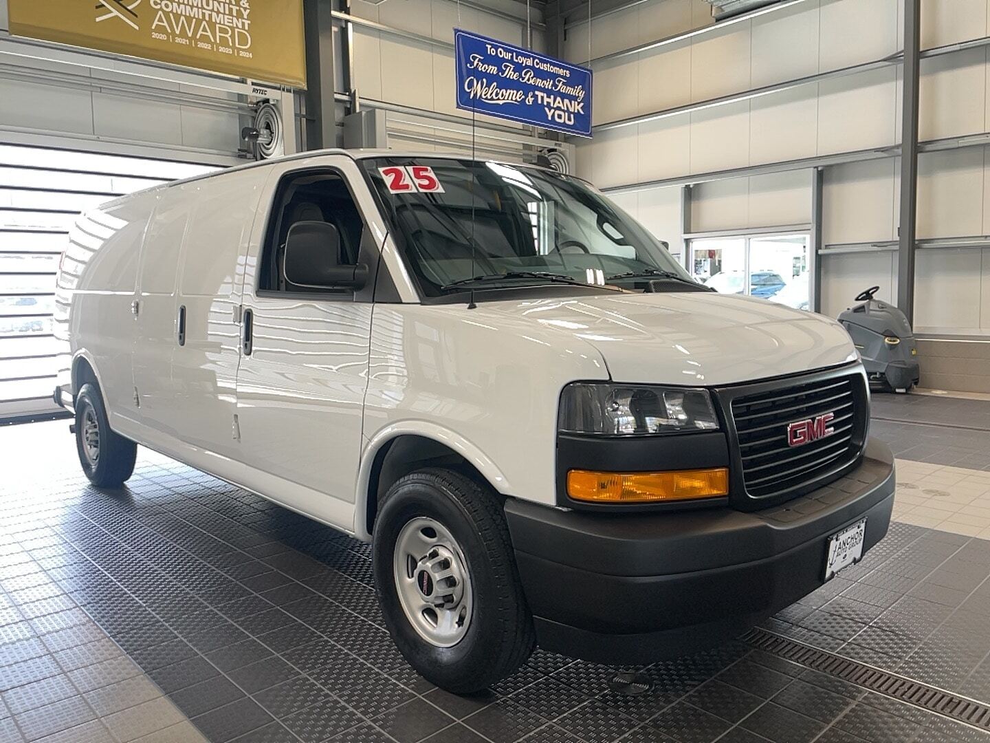 2025 GMC SAVANA in North Smithfield, RI