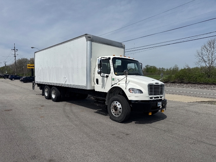2020 FREIGHTLINER BUSINESS CLASS M2 106 in Fort Wayne, IN