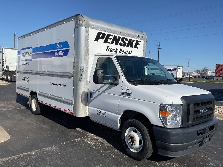 2021 FORD ECONOLINE in Neenah, WI