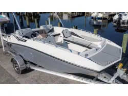 2027 Starcraft J7 JET Standard