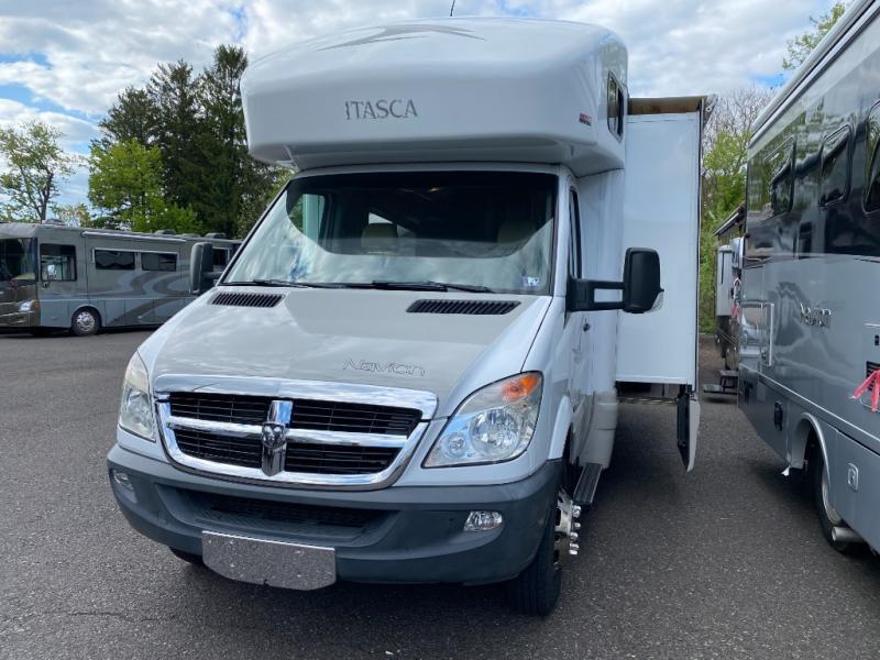 2010 Winnebago Navion 24K in souderton PA