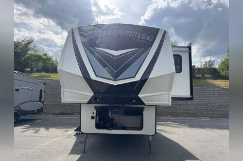 2022 Grand Design Momentum 351MS in acworth GA