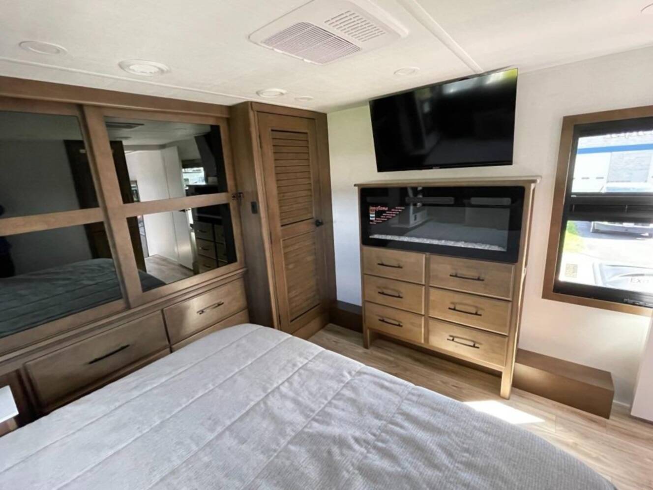 A photo of this 2026 Keystone Rv Montana 3100RL