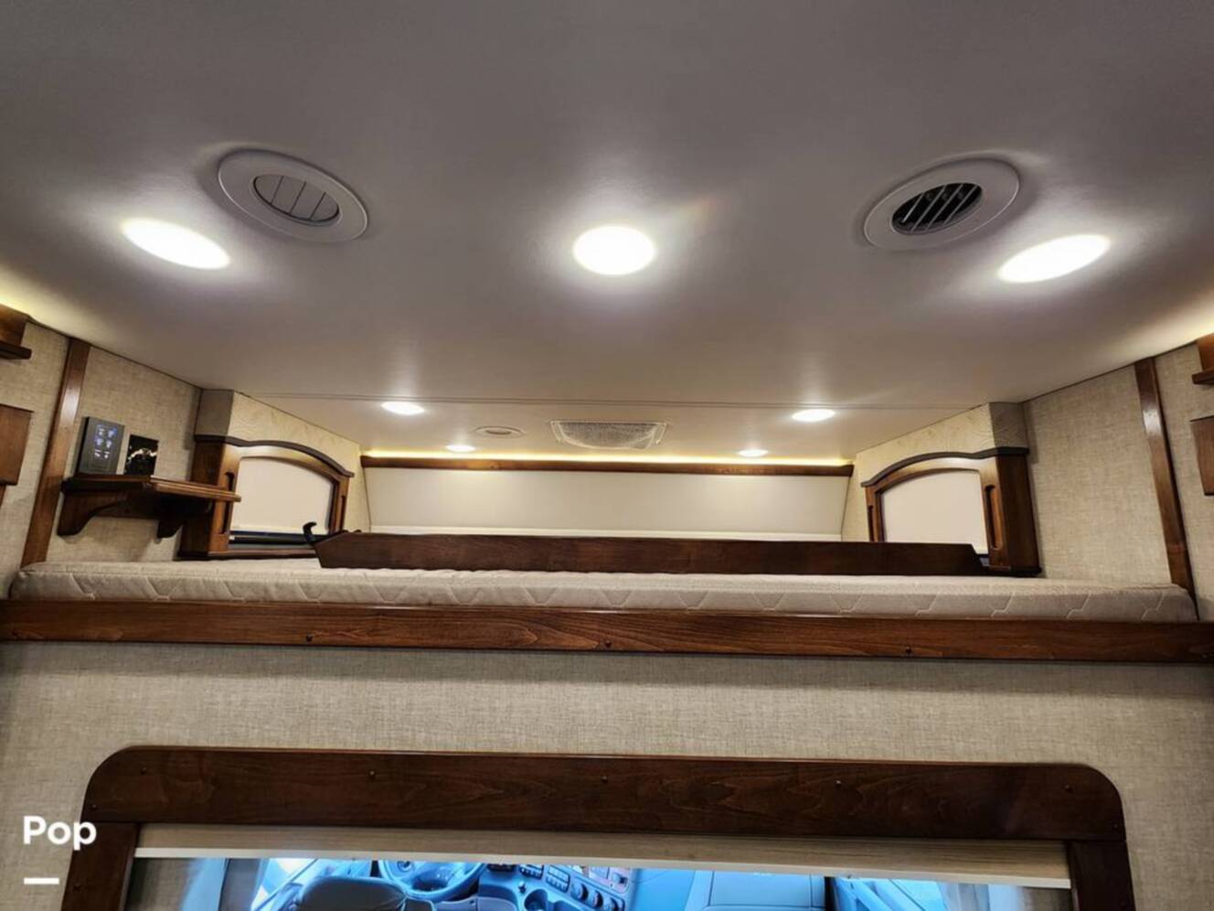A photo of this 2020 Renegade Classic 45CMB