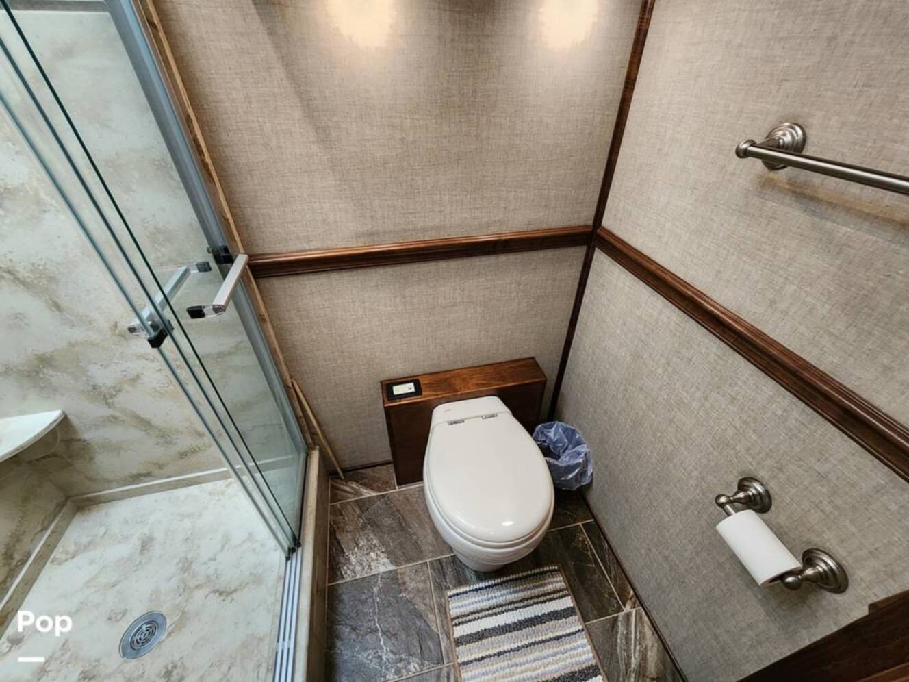 A photo of this 2020 Renegade Classic 45CMB