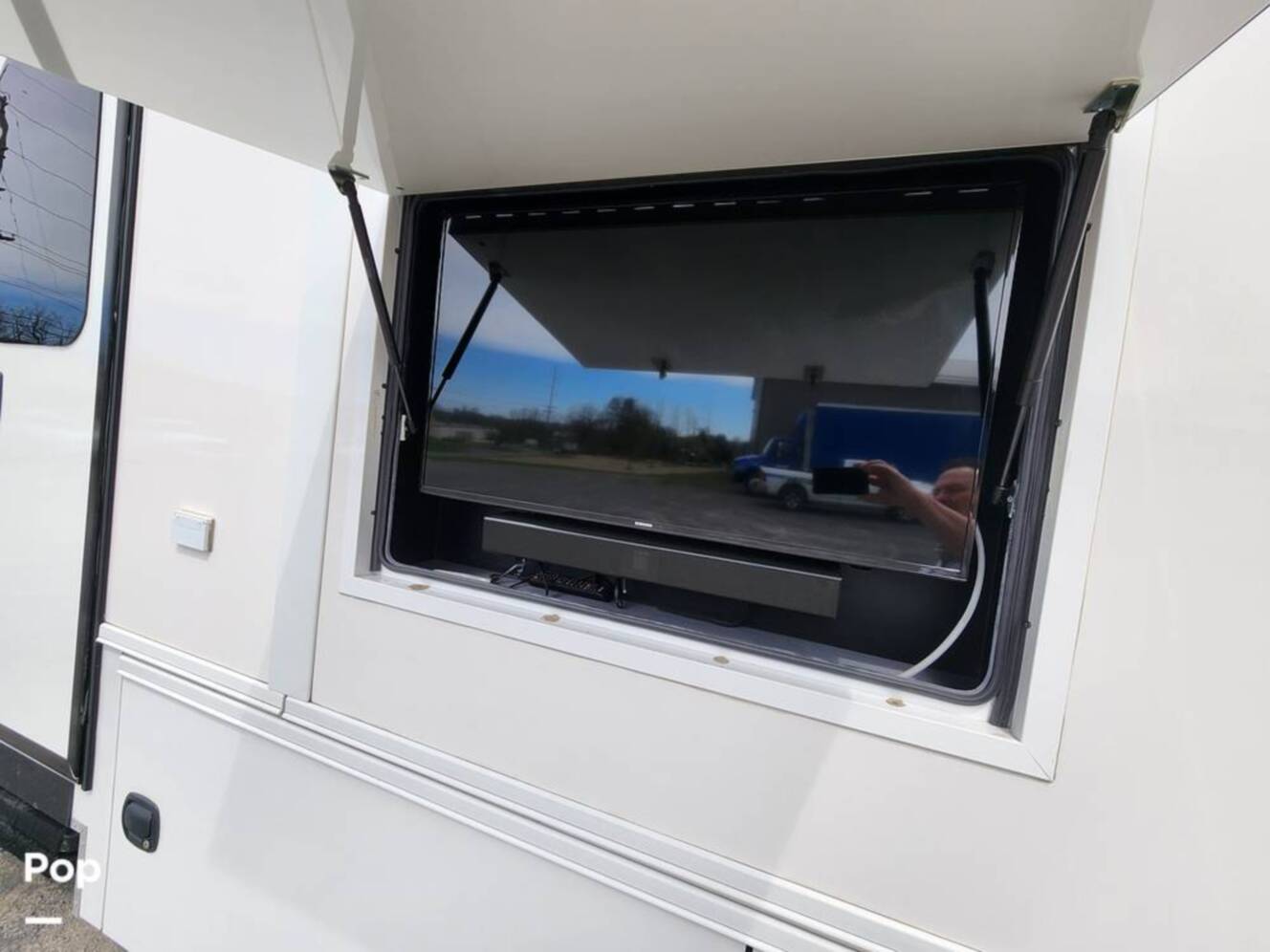 A photo of this 2020 Renegade Classic 45CMB