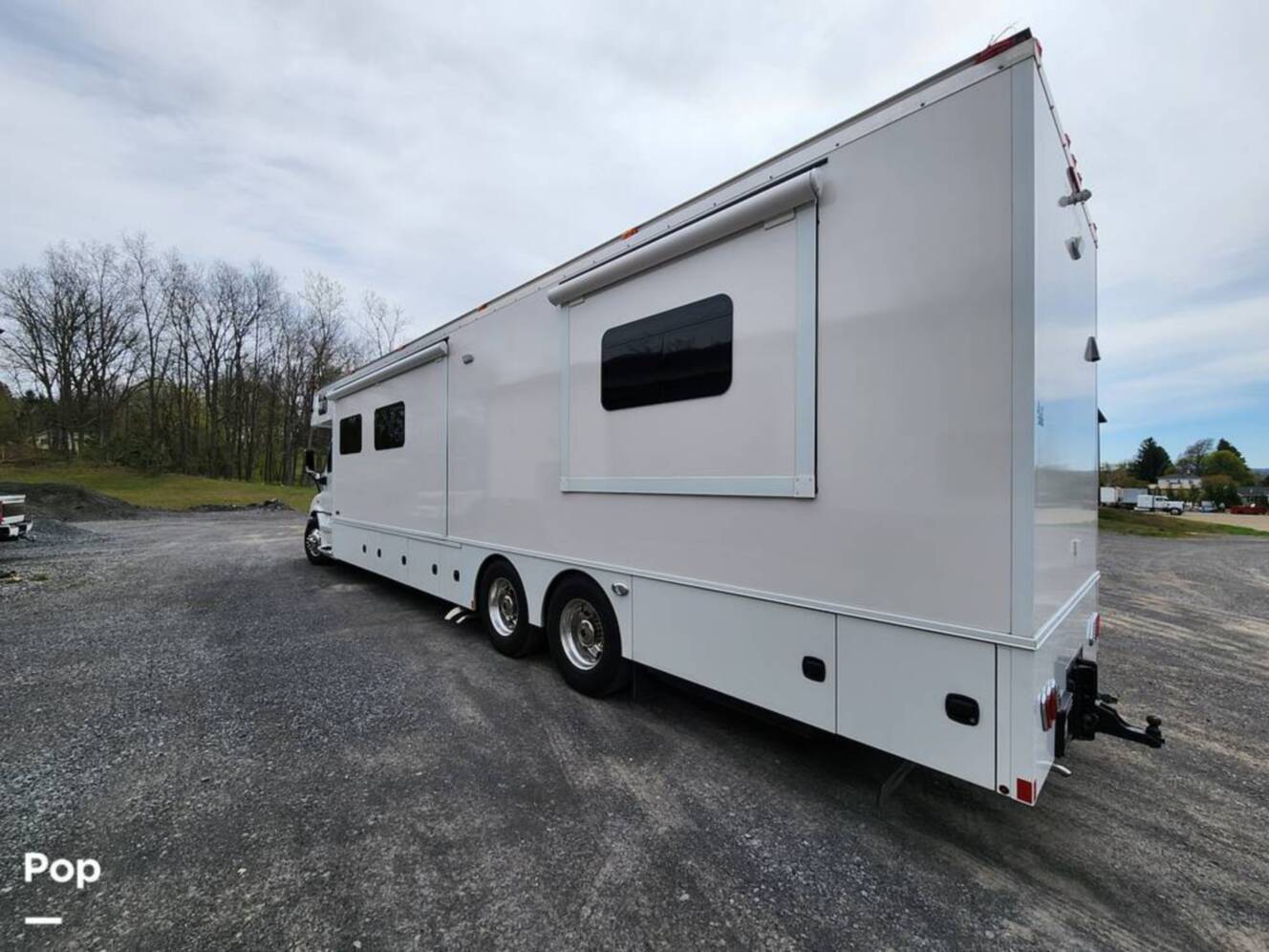 A photo of this 2020 Renegade Classic 45CMB