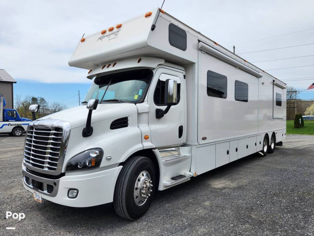 A photo of this 2020 Renegade Classic 45CMB