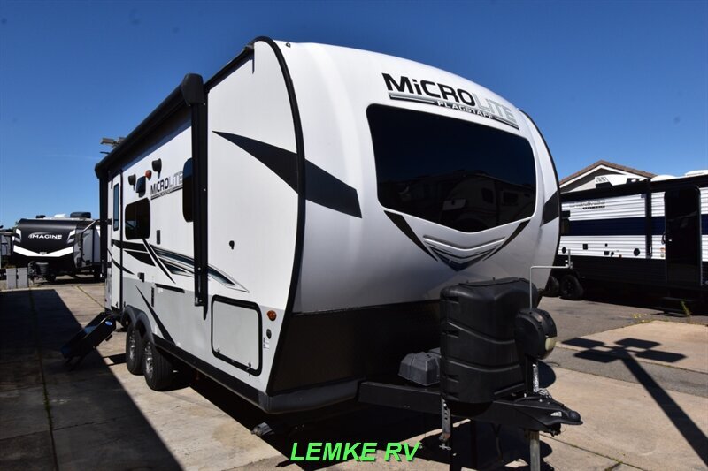 2022 Forest River Flagstaff Micro Lite 21FBRS in rocklin CA