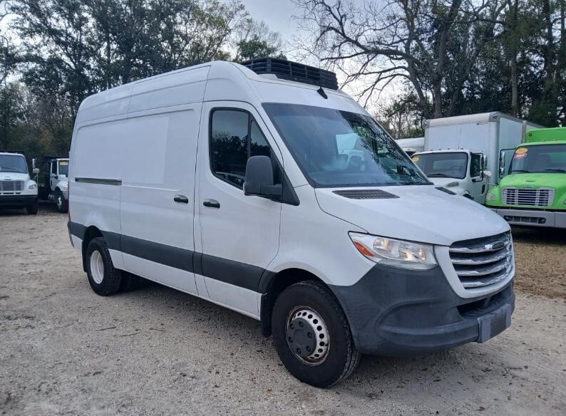 2019 FREIGHTLINER SPRINTER in Miami, FL