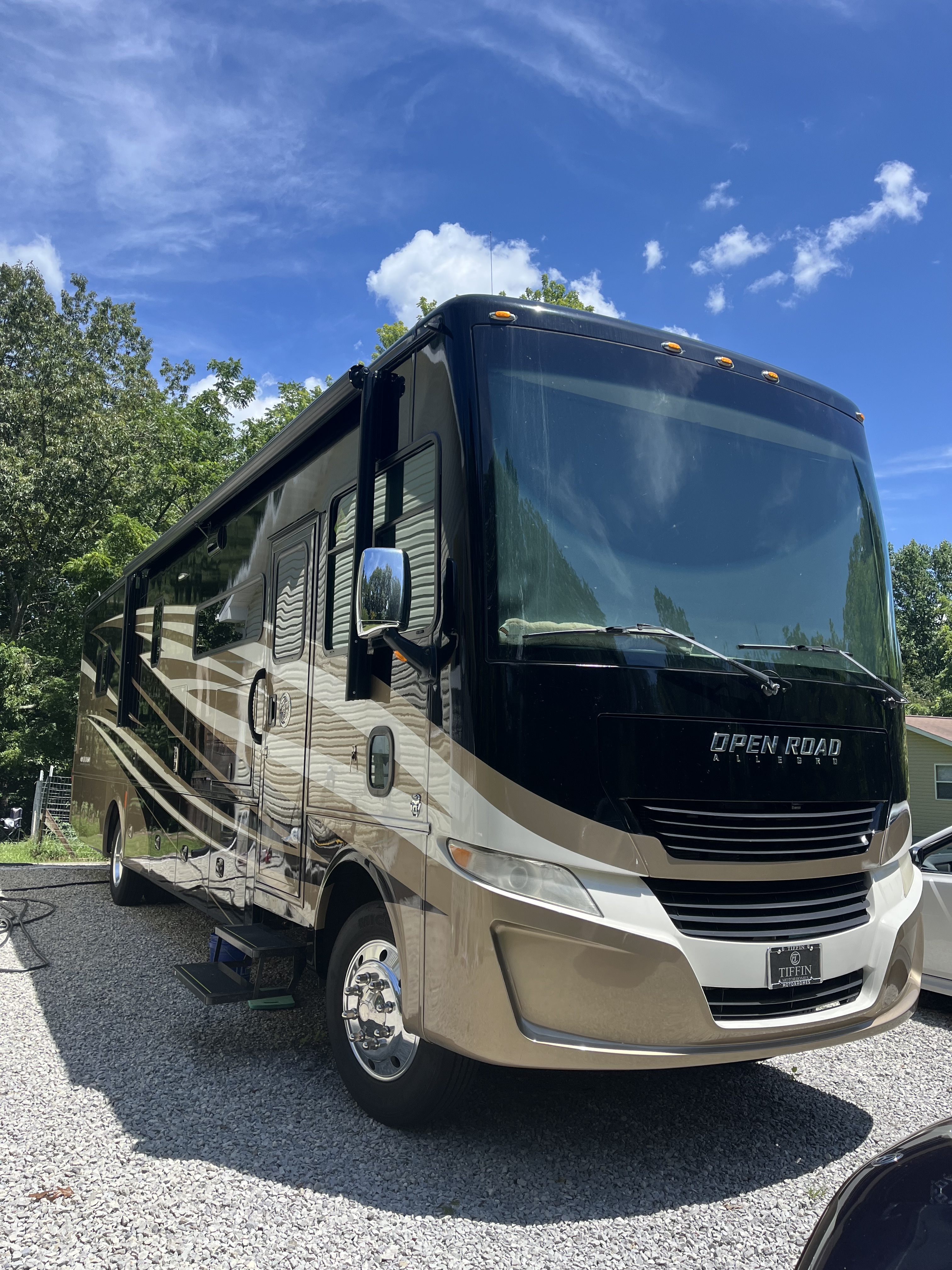 2019 Tiffin Motorhomes ALLEGRO OPEN ROAD 36 LA RV