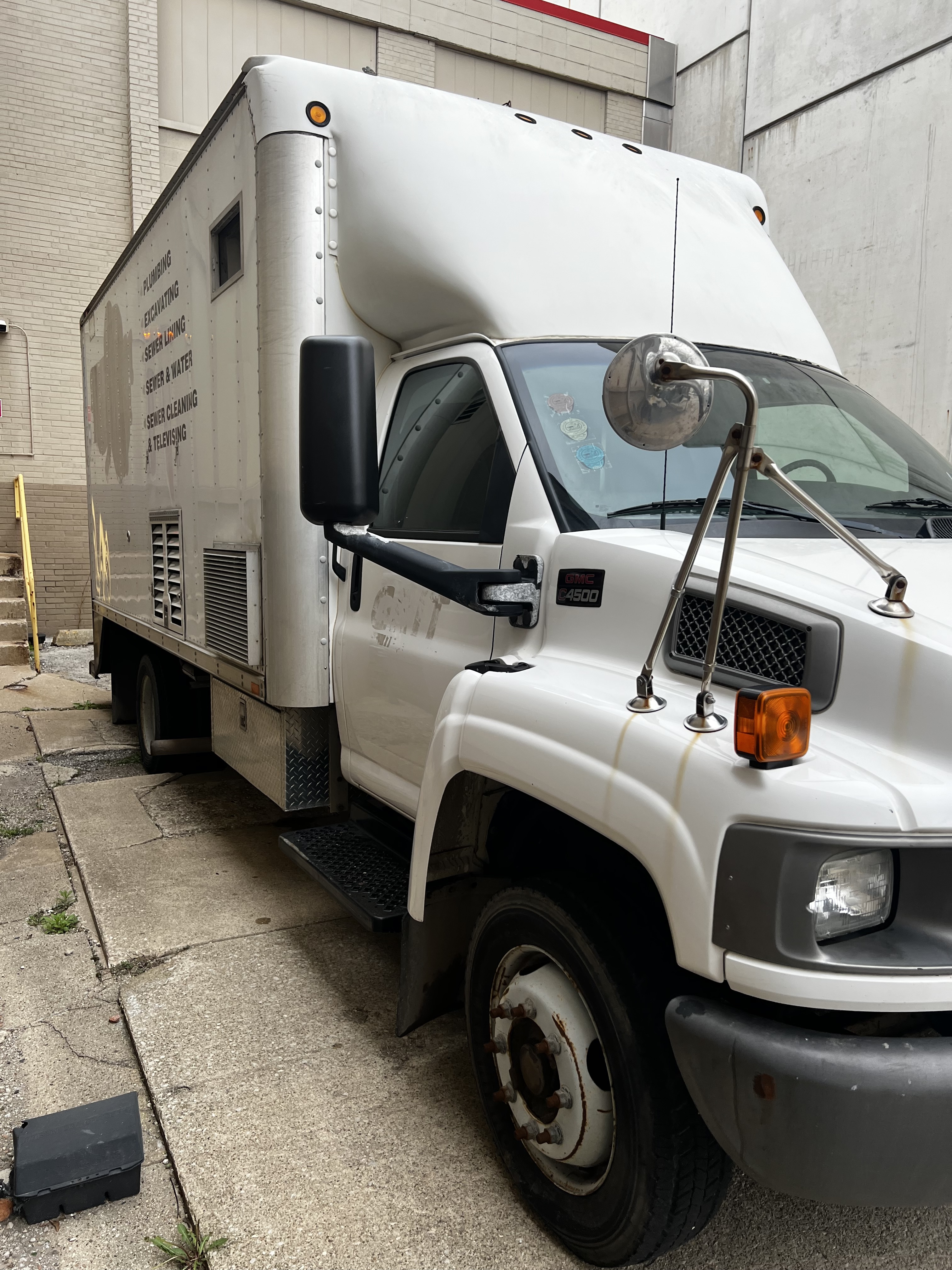 2003 GMC C4500 TOPKICK in Chicago, IL
