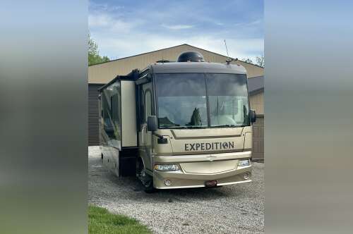 2006 Fleetwood EXPEDITION 38N in leavenworth KS