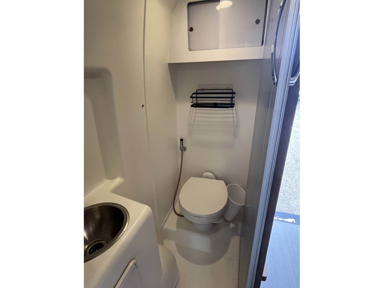 A photo of this 2018 Winnebago TRAVATO 59G