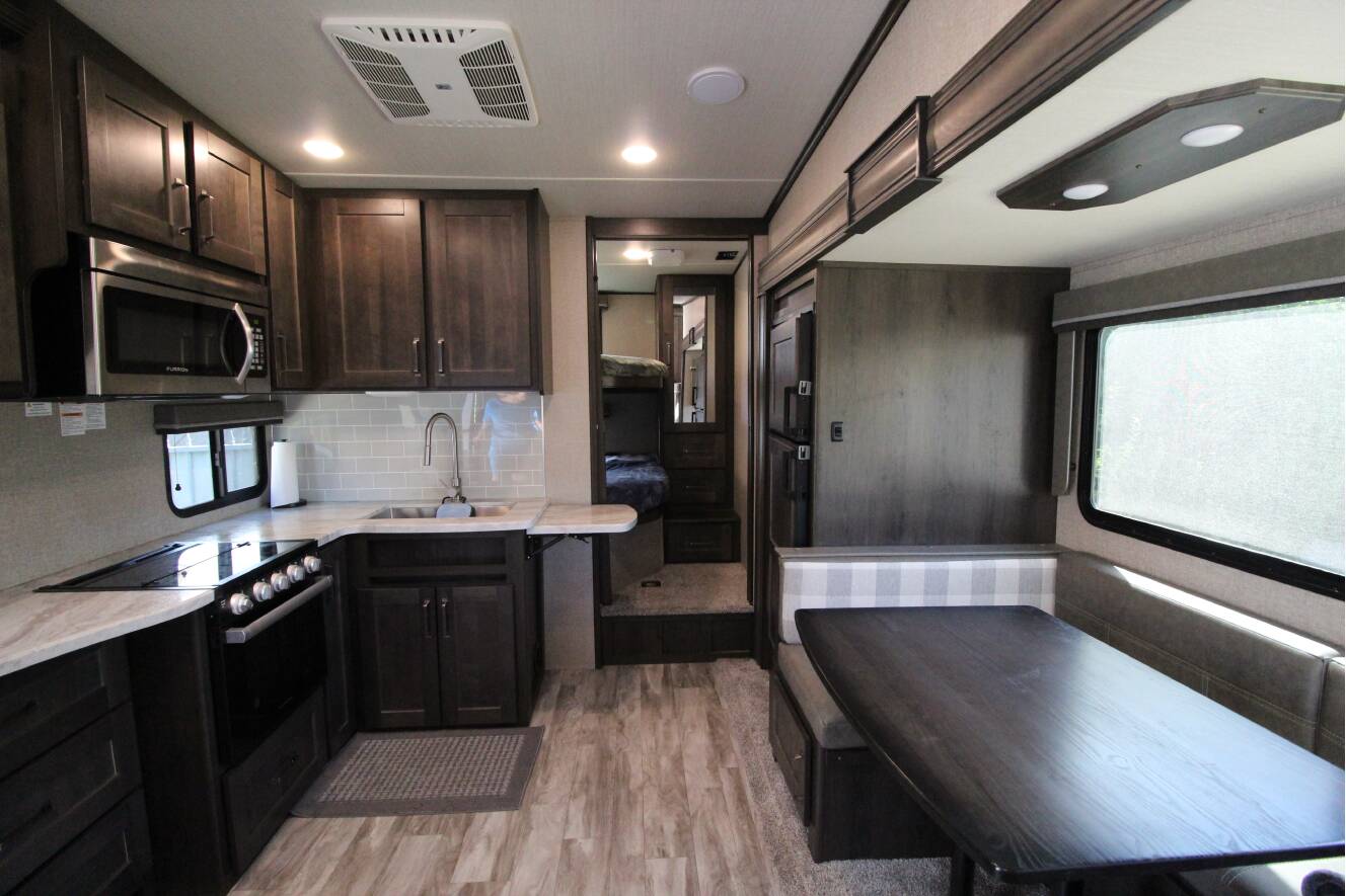 A photo of this 2021 Grand Design REFLECTION 150 SERIES 278BH