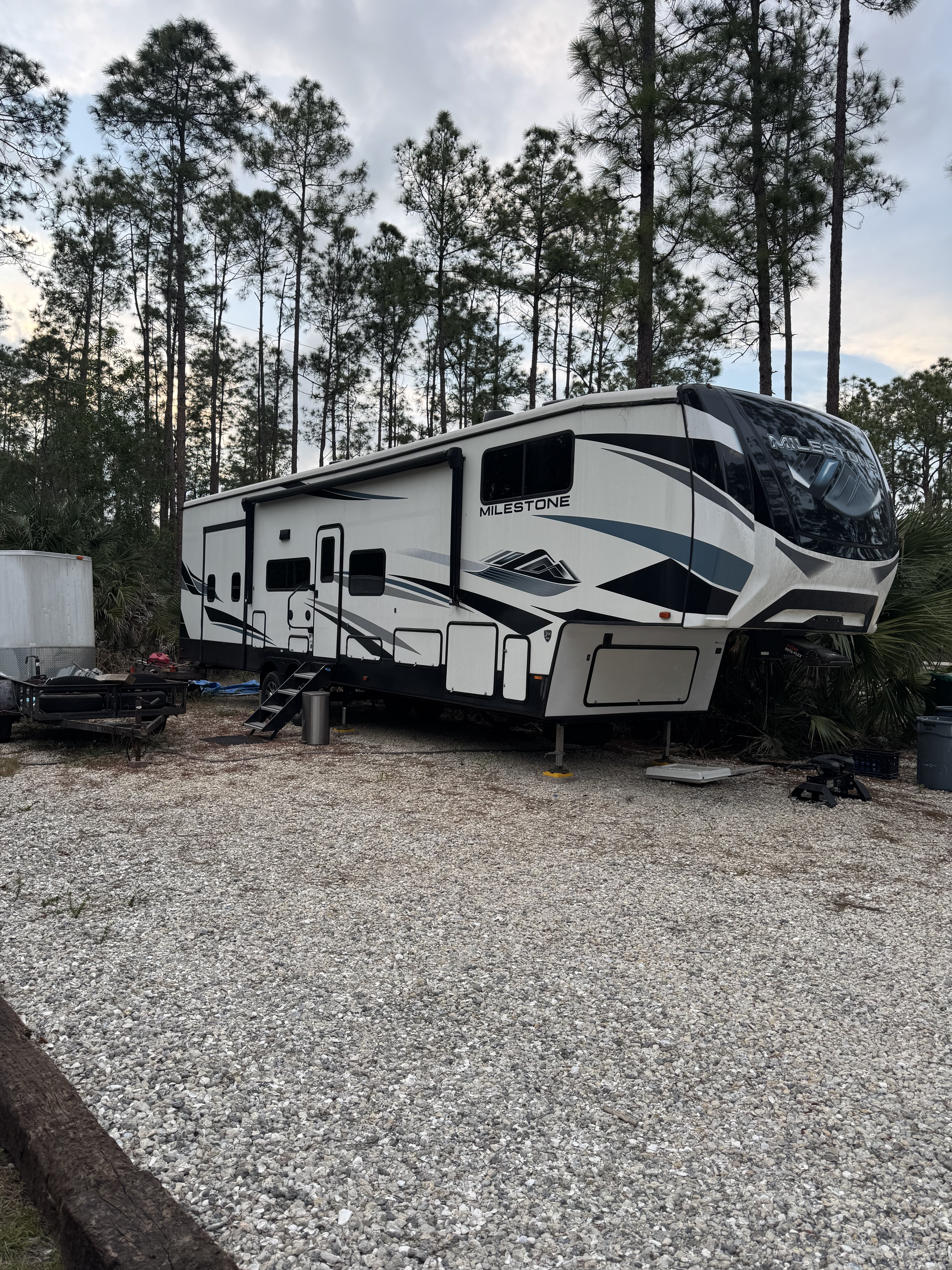2022 Heartland MILESTONE 368BH RV