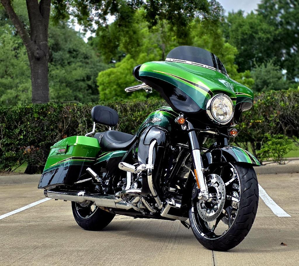 2011 Harley-Davidson STREET GLIDE CVO CVO in Houston, TX