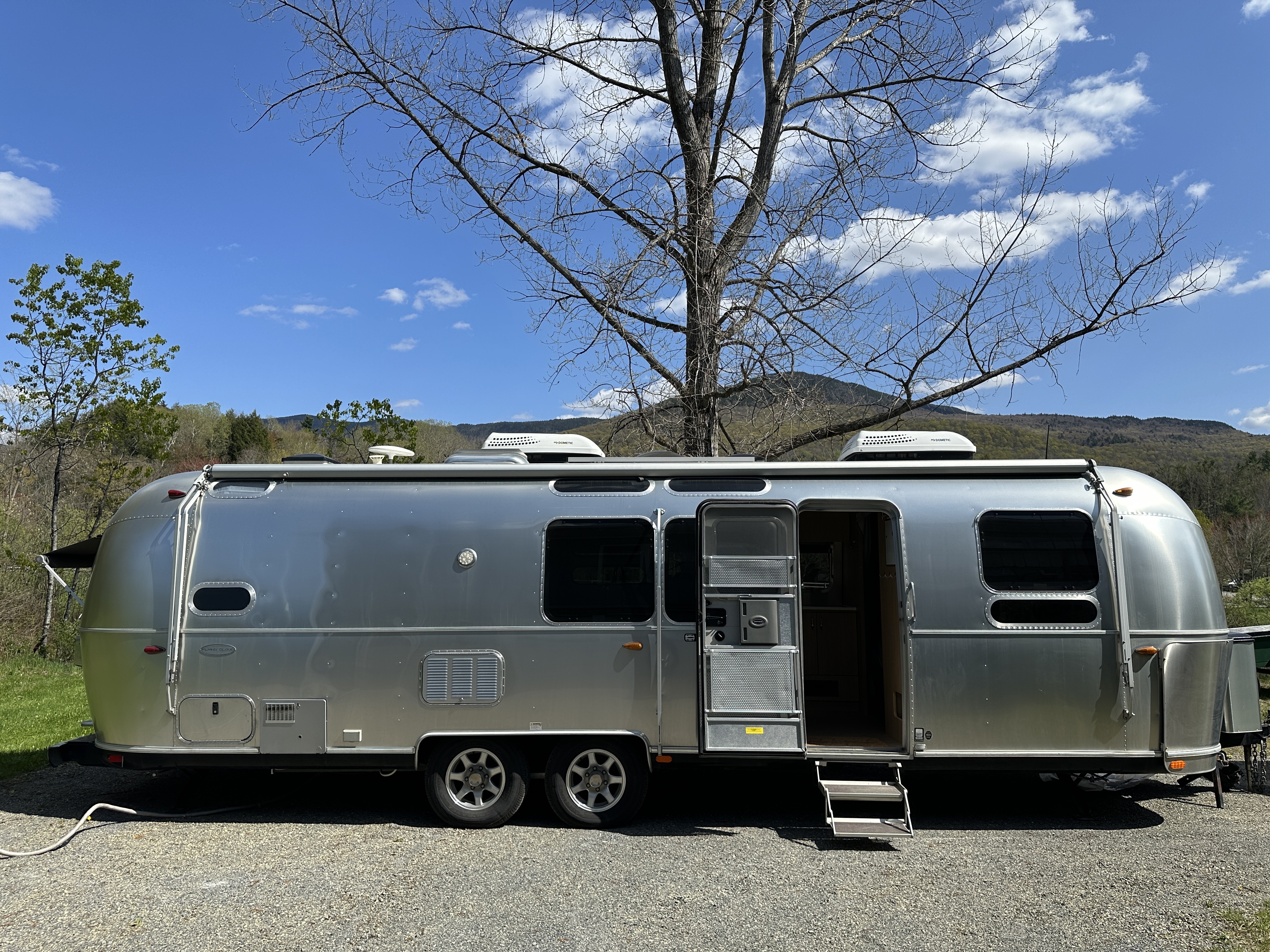 2017 Airstream FLYING CLOUD 30FB BUNK in waterbury VT