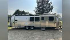 2017 Airstream FLYING CLOUD 30FB BUNK RV