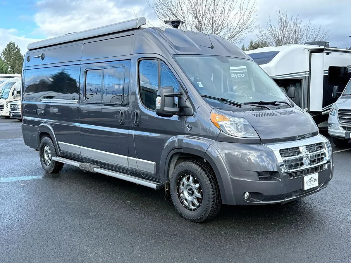2017 Winnebago Travato 59G RV