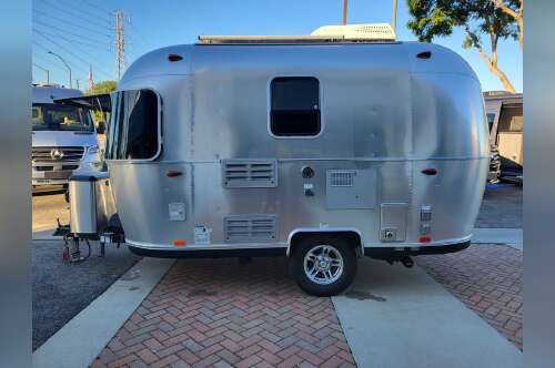 2017 Airstream Bambi Sport 16 in san gabriel CA