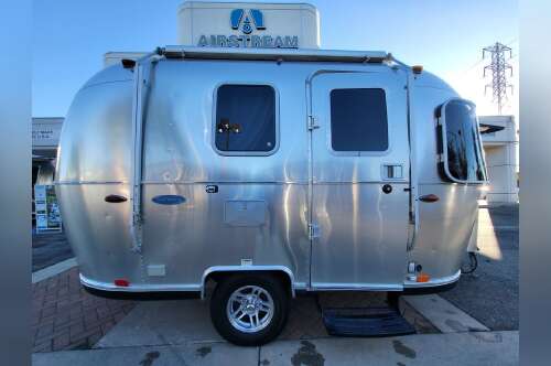 2017 Airstream Bambi Sport 16 in san gabriel CA
