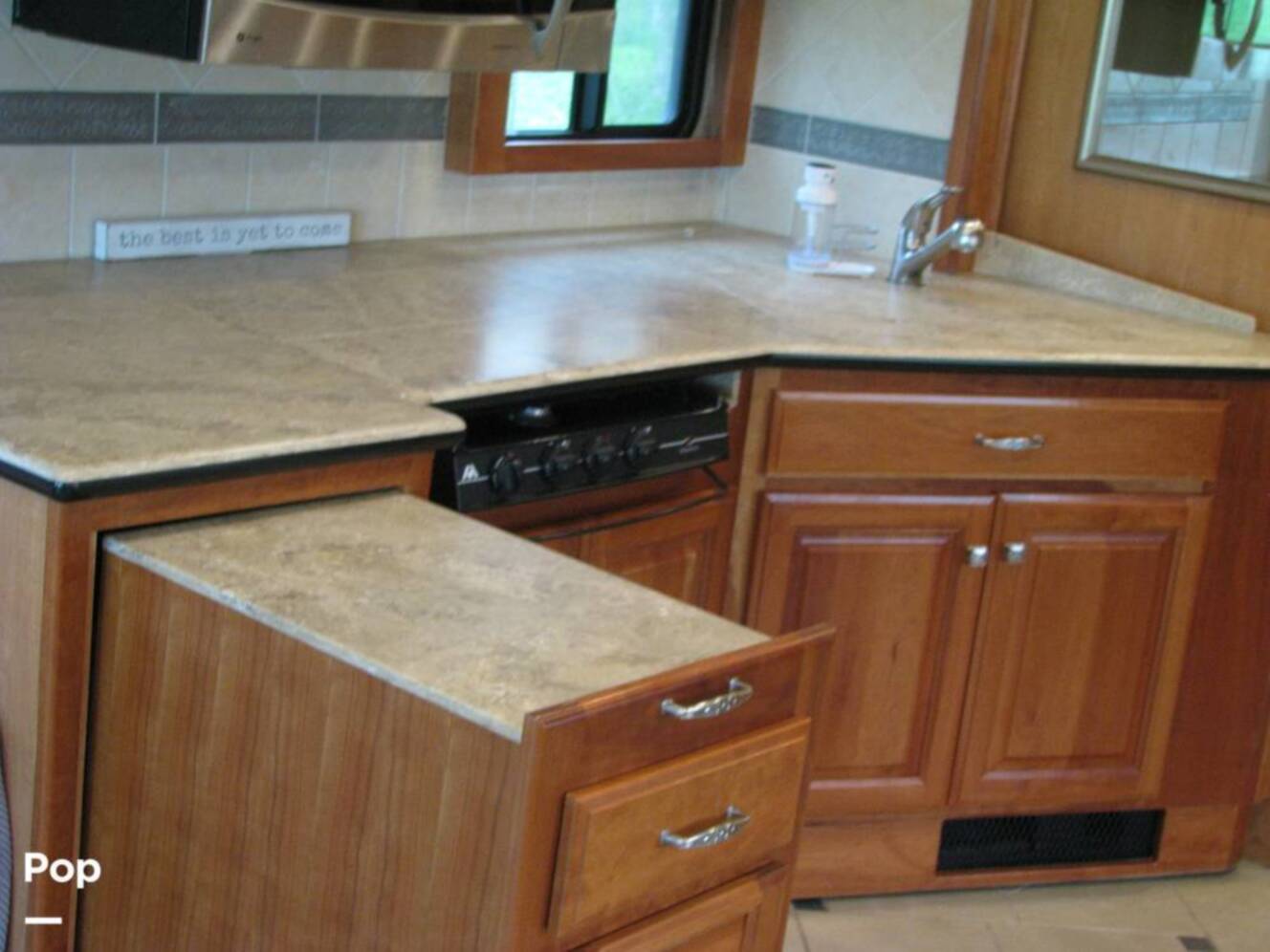 A photo of this 2008 Country Coach Inspire Founders Edition