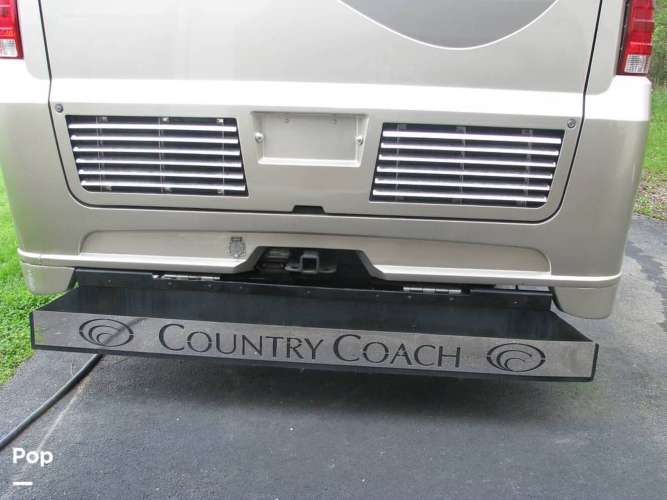 A photo of this 2008 Country Coach Inspire Founders Edition