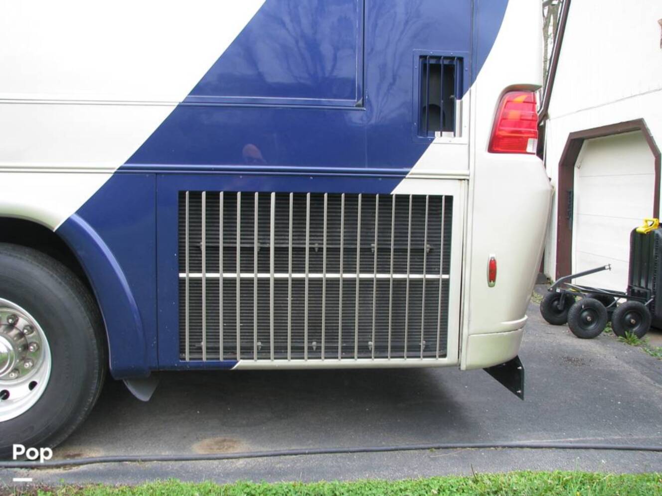 A photo of this 2008 Country Coach Inspire Founders Edition