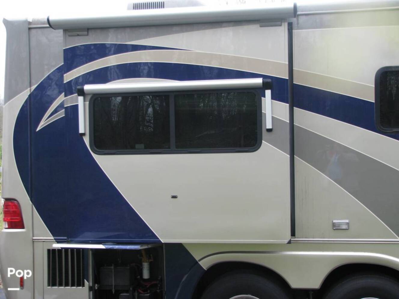 A photo of this 2008 Country Coach Inspire Founders Edition