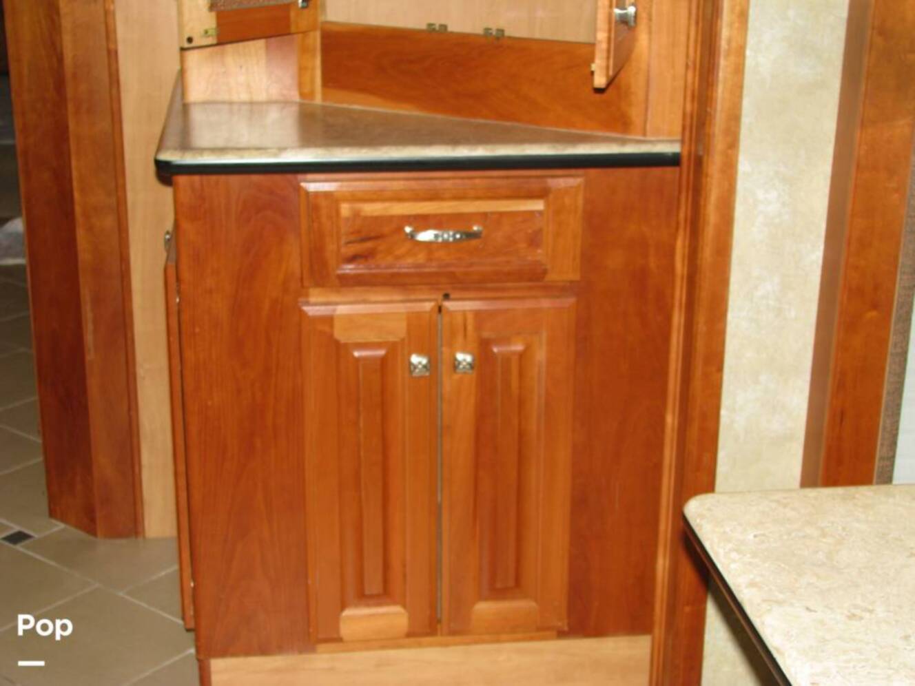 A photo of this 2008 Country Coach Inspire Founders Edition