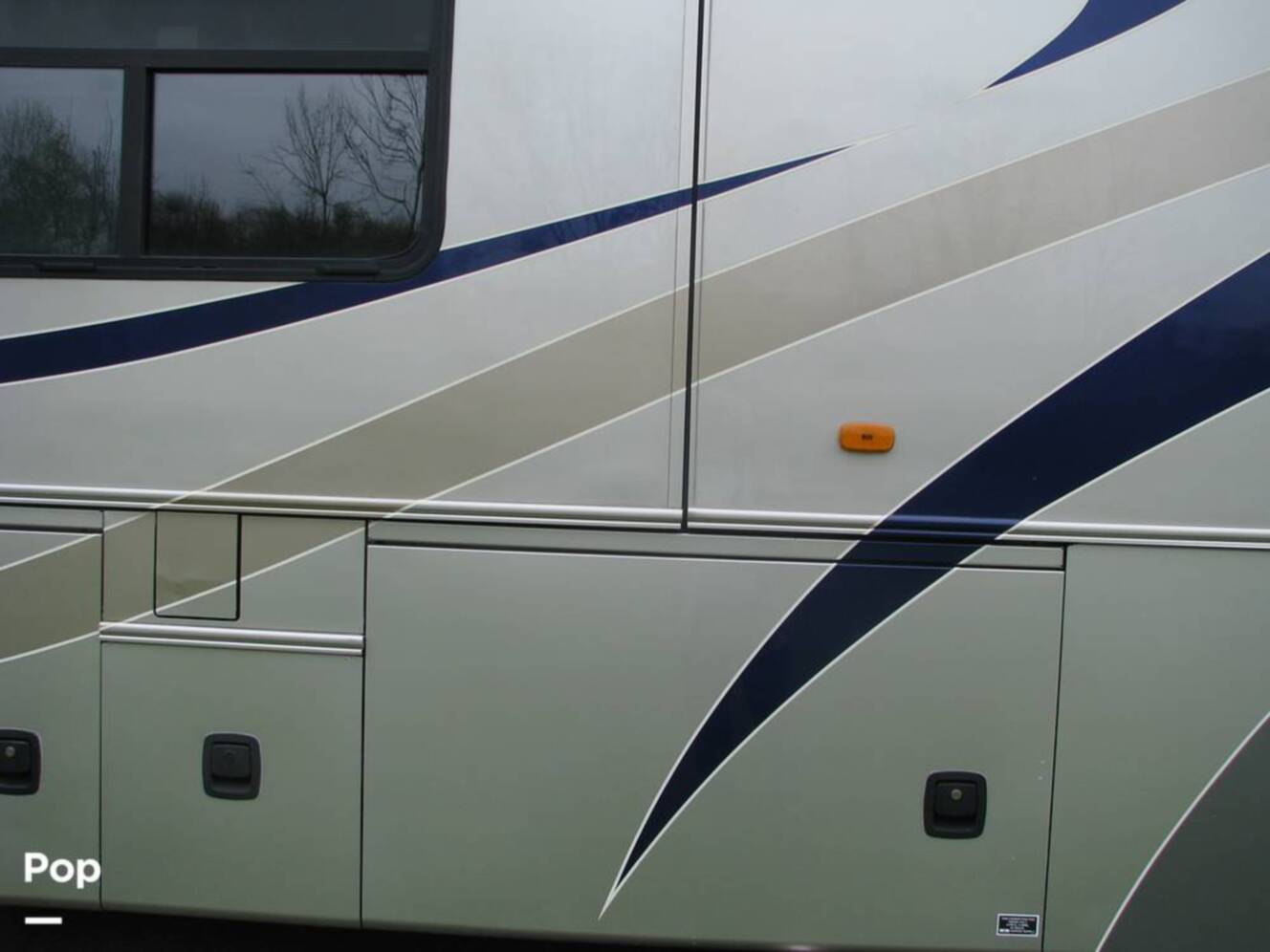 A photo of this 2008 Country Coach Inspire Founders Edition