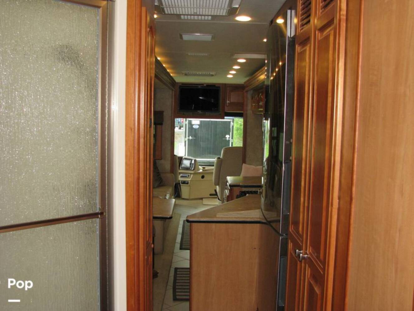 A photo of this 2008 Country Coach Inspire Founders Edition