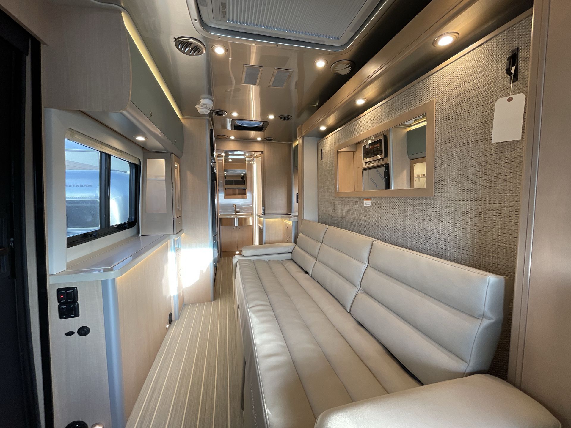 2026 Airstream Atlas Murphy Suite Tommy Bahama MURPHY SUITE TOMMY BAHAMA EDITION in buda TX